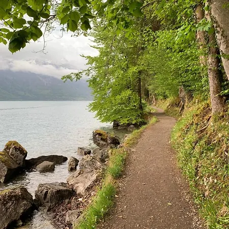 Seehaus View 3-bedroom Apartman Iseltwald